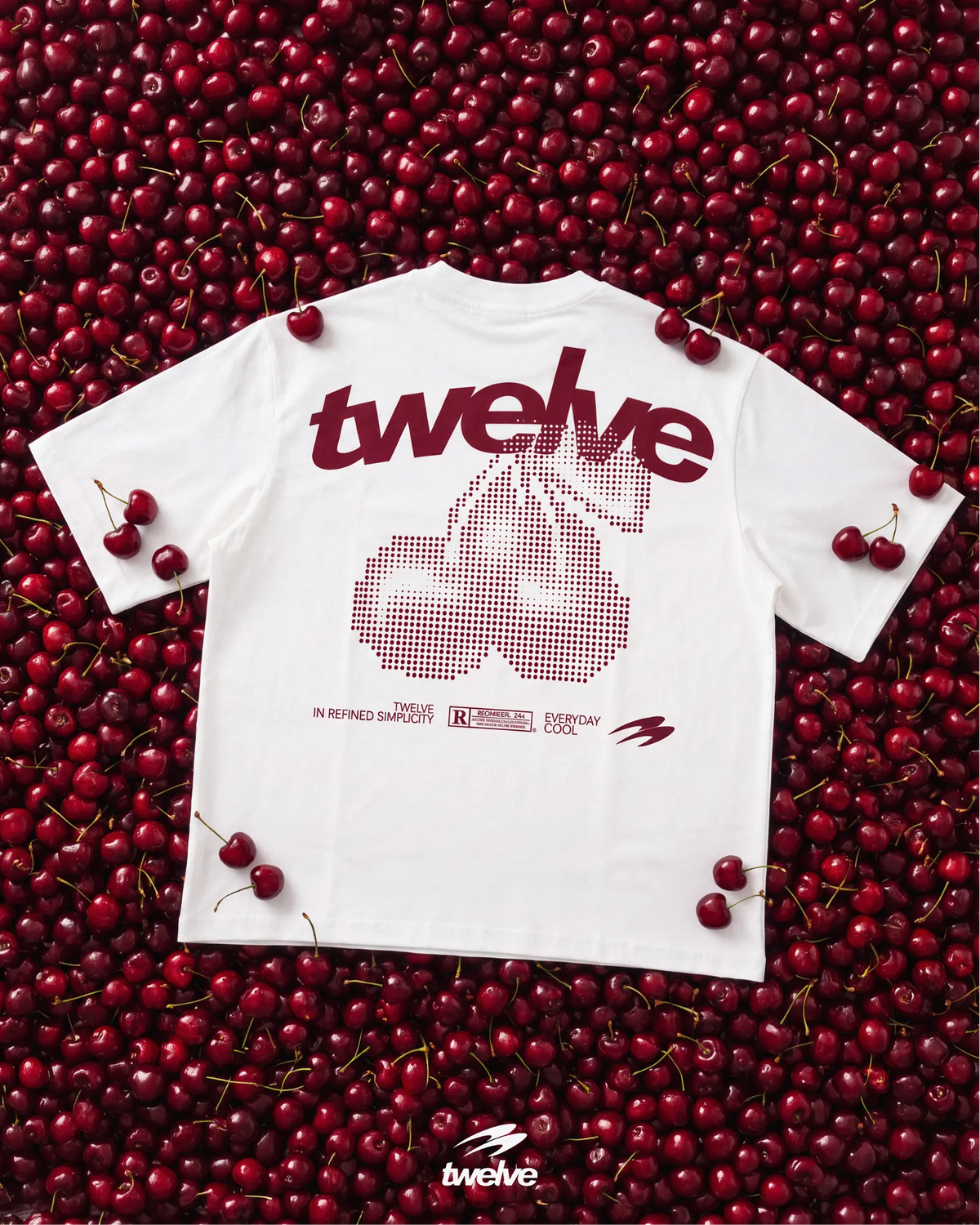 Twelve Cherry Club Tee – kiraz kampanya çekimi
