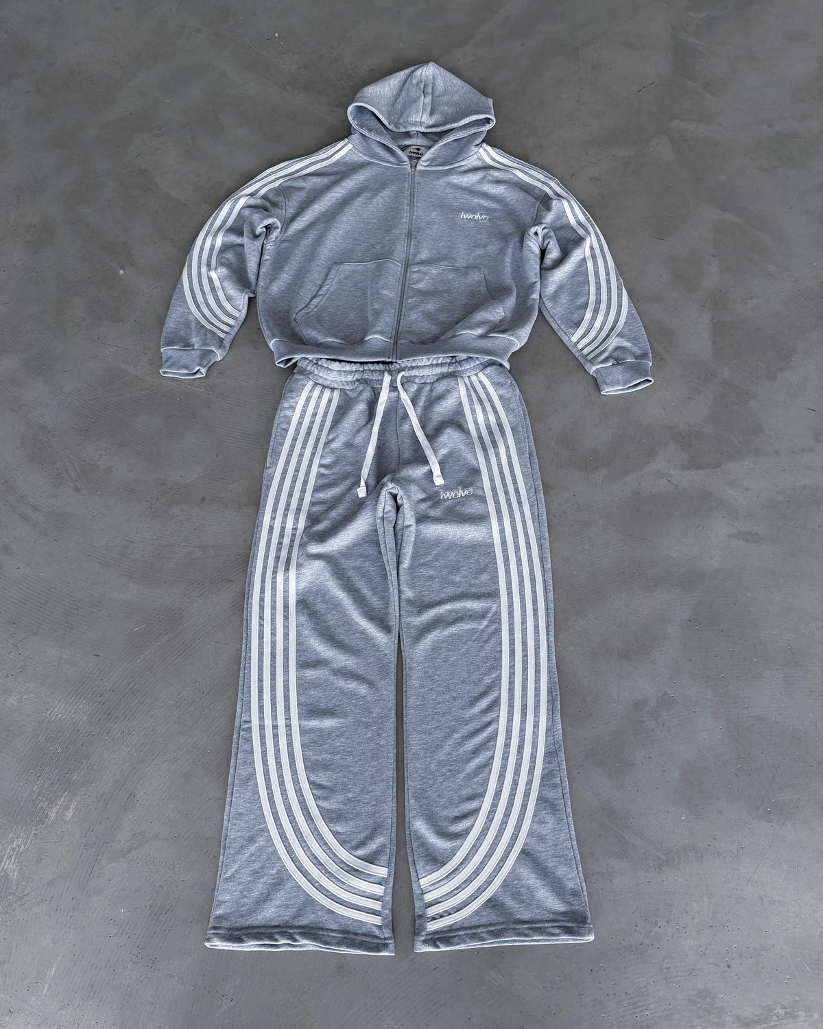 Twelve Stris Sweatpant – Grey – ürün görseli