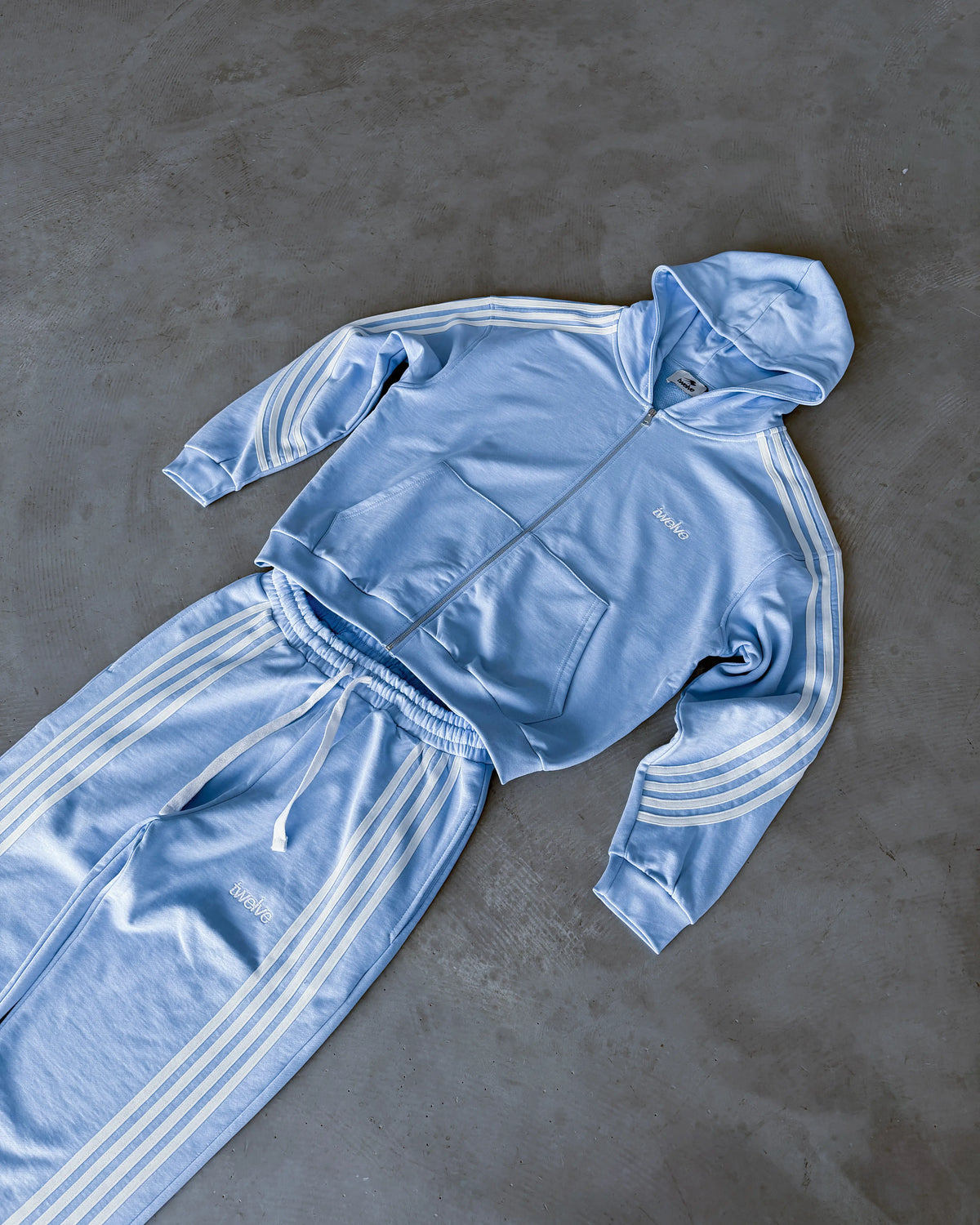 Twelve Stris Sweatpant – Baby Blue – ürün görseli
