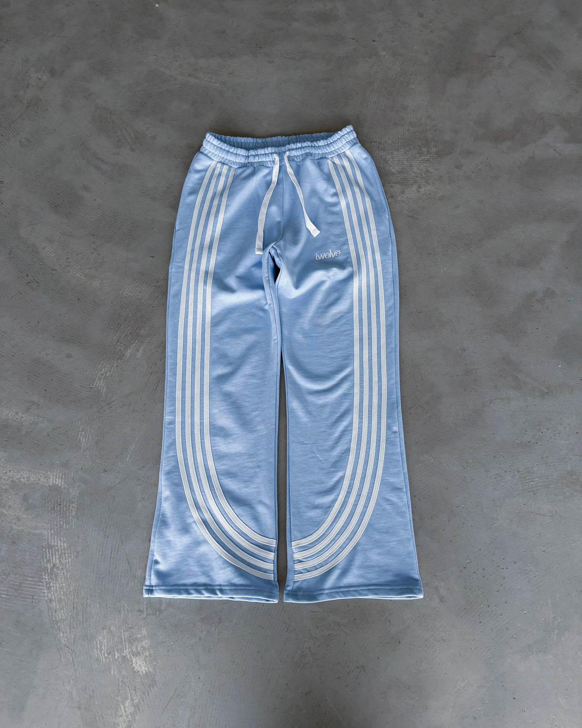 Twelve Stris Sweatpant – Baby Blue – ürün görseli